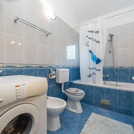 Buskulic Anamarija 2 By Interhome * Vir