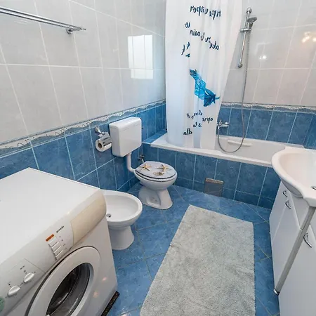 Lejlighed Buskulic Anamarija 2 By Interhome Vir