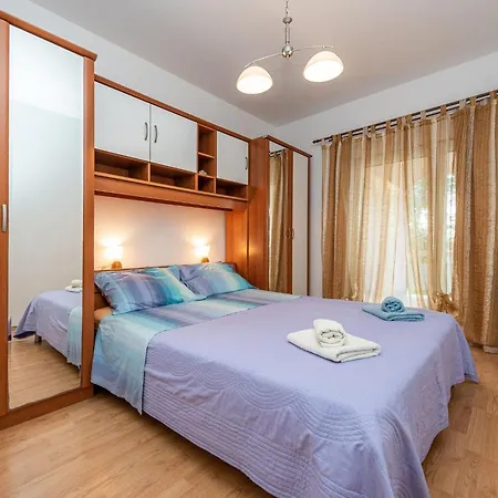 Buskulic Anamarija 2 By Interhome